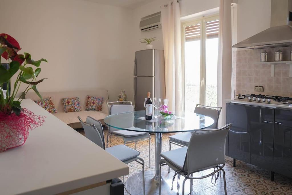 Dolce Sicily A 2Km Dal Centro Apartment Palermo Exterior photo