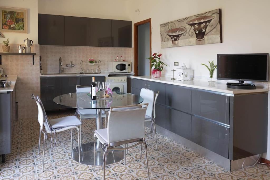 Dolce Sicily A 2Km Dal Centro Apartment Palermo Exterior photo