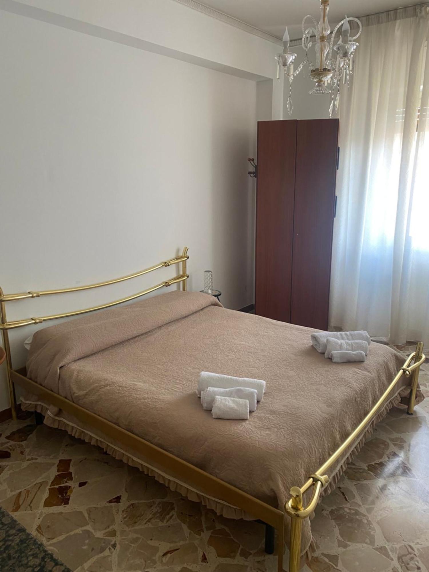 Dolce Sicily A 2Km Dal Centro Apartment Palermo Exterior photo