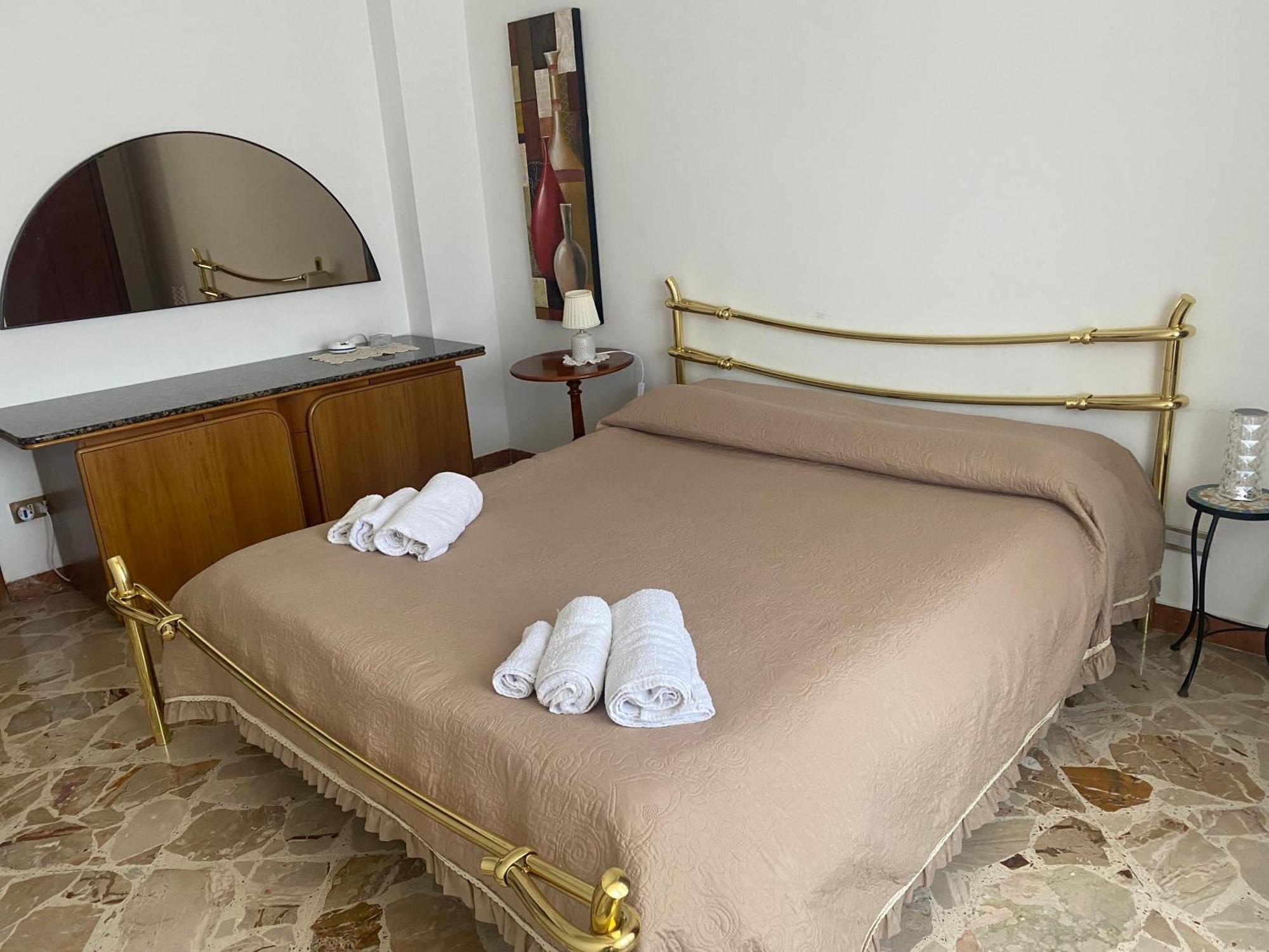 Dolce Sicily A 2Km Dal Centro Apartment Palermo Exterior photo